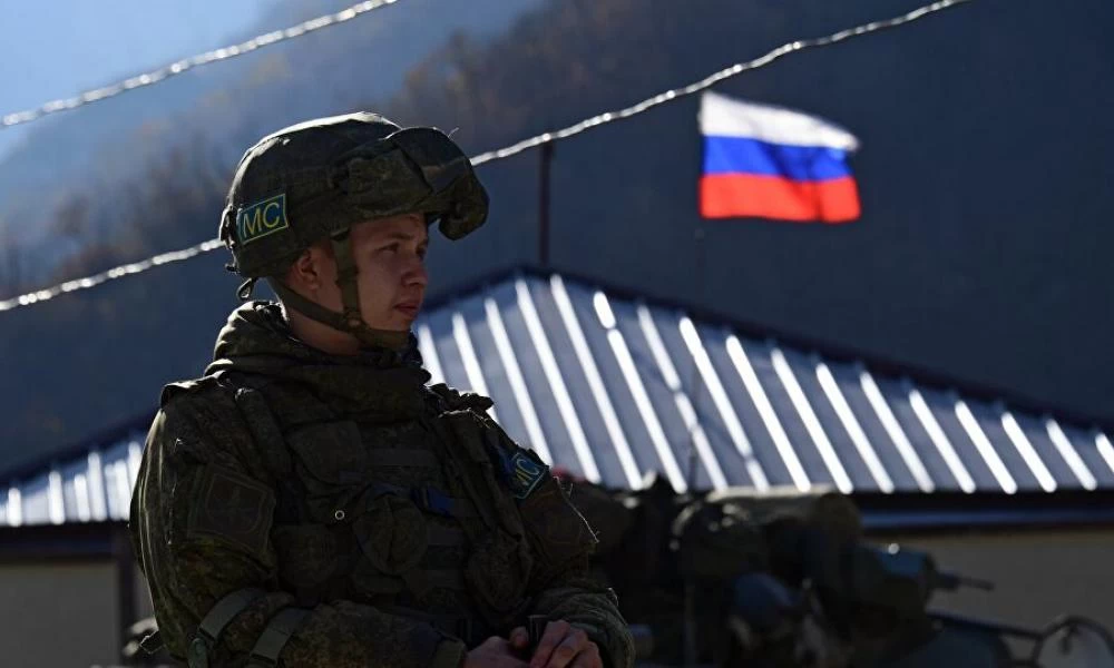 Πολεμιικό κλίμα στήνουν οι Αζέροι στο Αρτσάχ - Με τουρκικό δάκτυλο κατηγορούν τη Μόσχα για μεροληπτική στάση